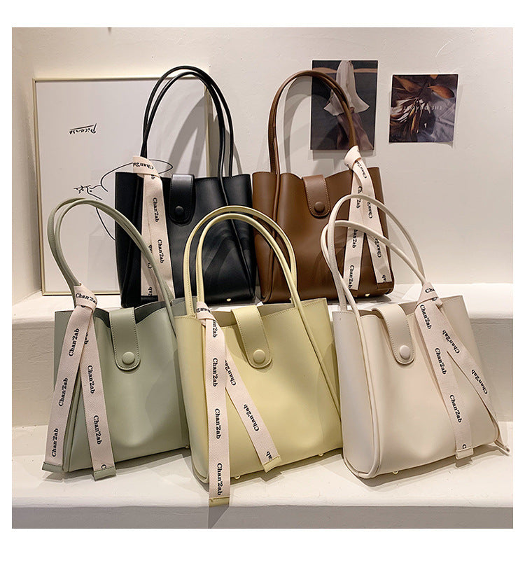 New Fashion Shoulder Bag Underarm Handbag Simple Retro Large Bag Capacity Women's Bag Lightweight Letter Bag